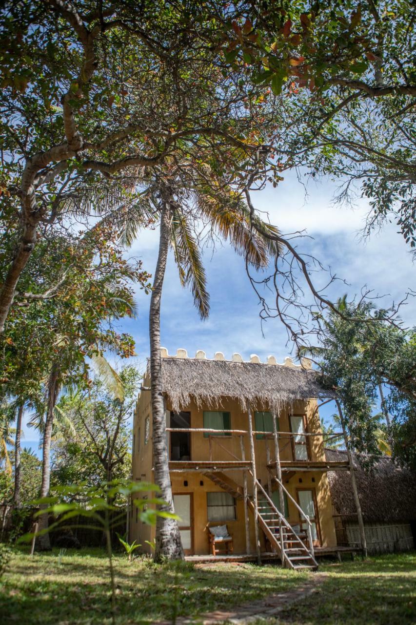 Turtle Cove Lodge And Yoga Shala Praia do Praia do Tofo Exteriör bild