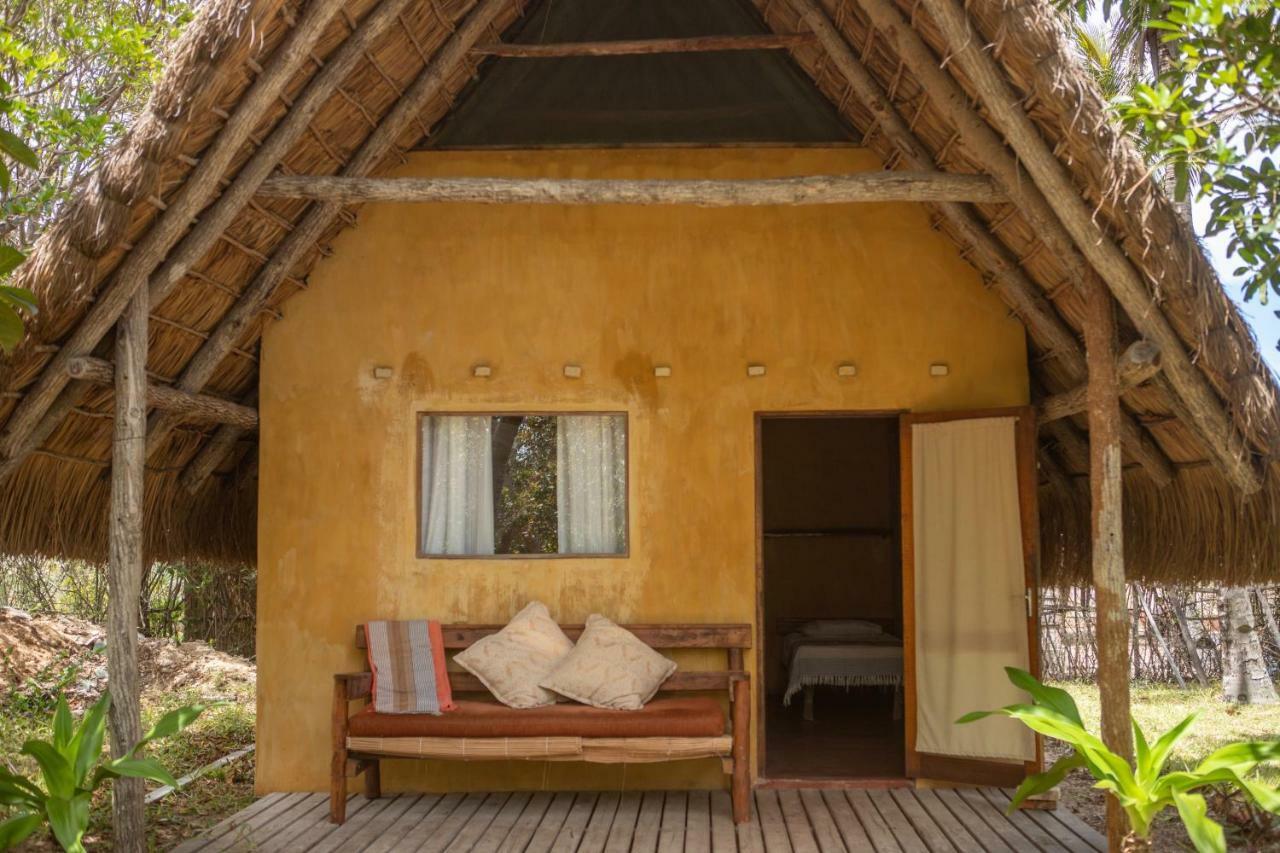 Turtle Cove Lodge And Yoga Shala Praia do Praia do Tofo Exteriör bild